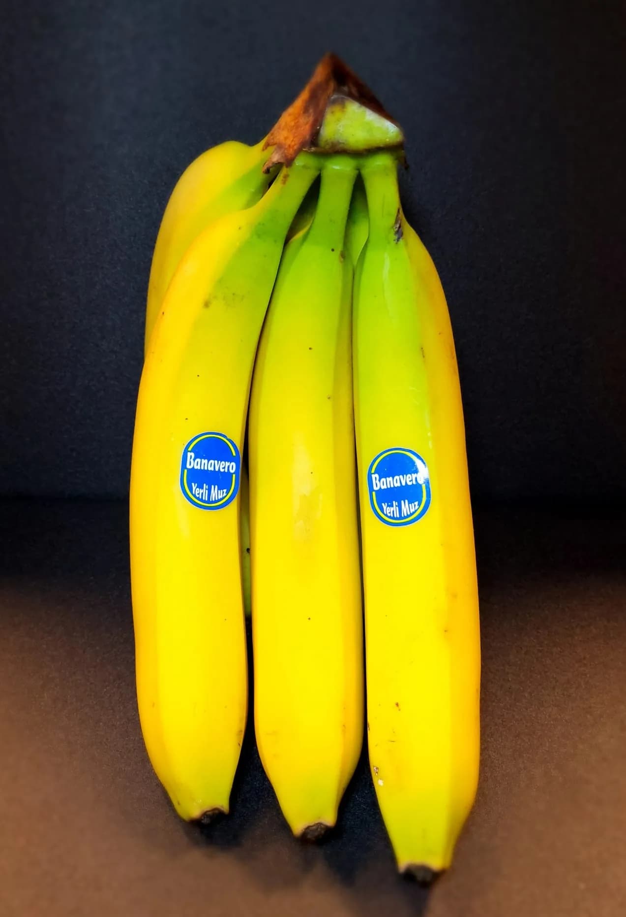 Locally grown bananas bearing the Banavero label