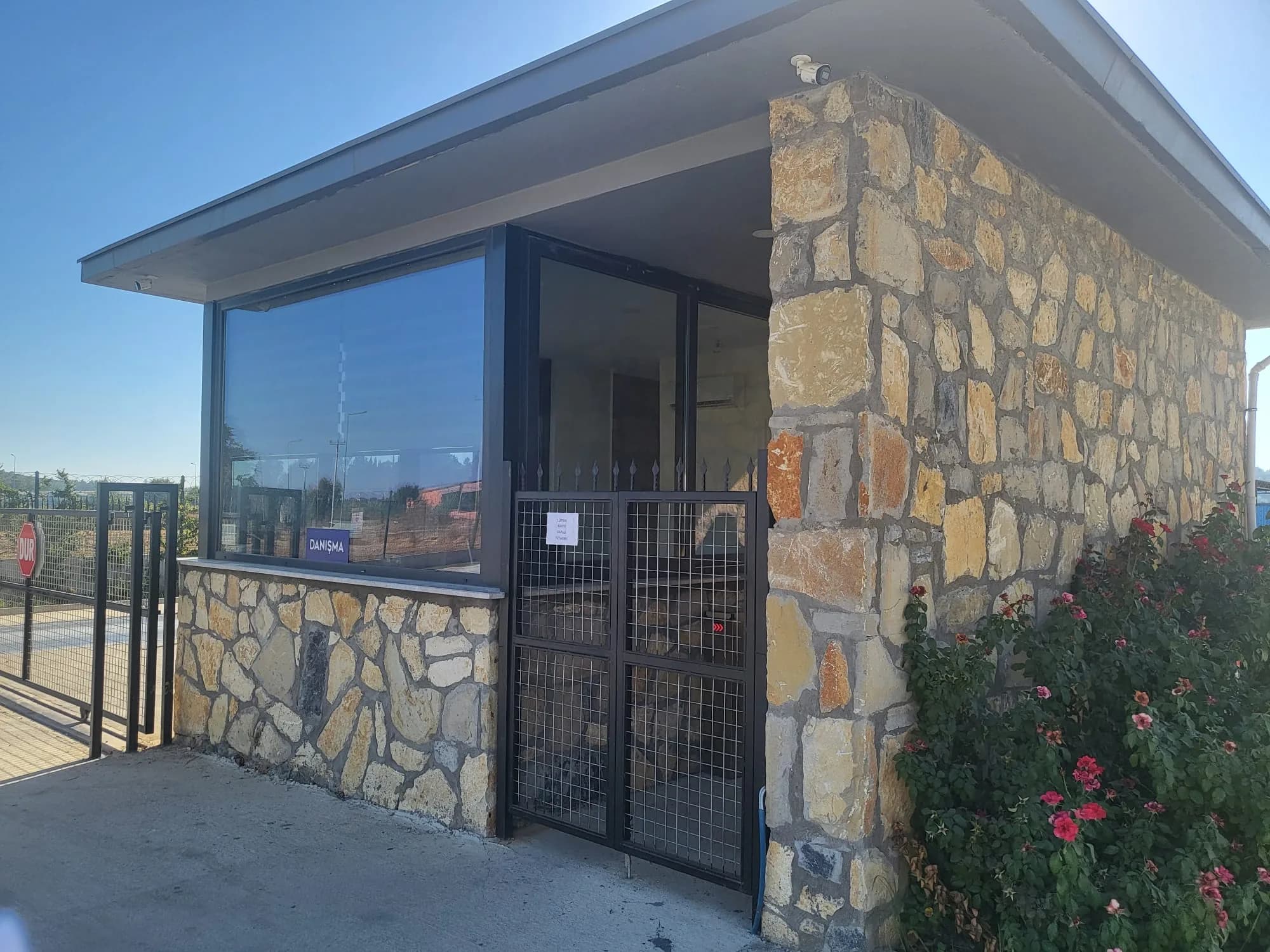 Exterior of the Antalya factory security office