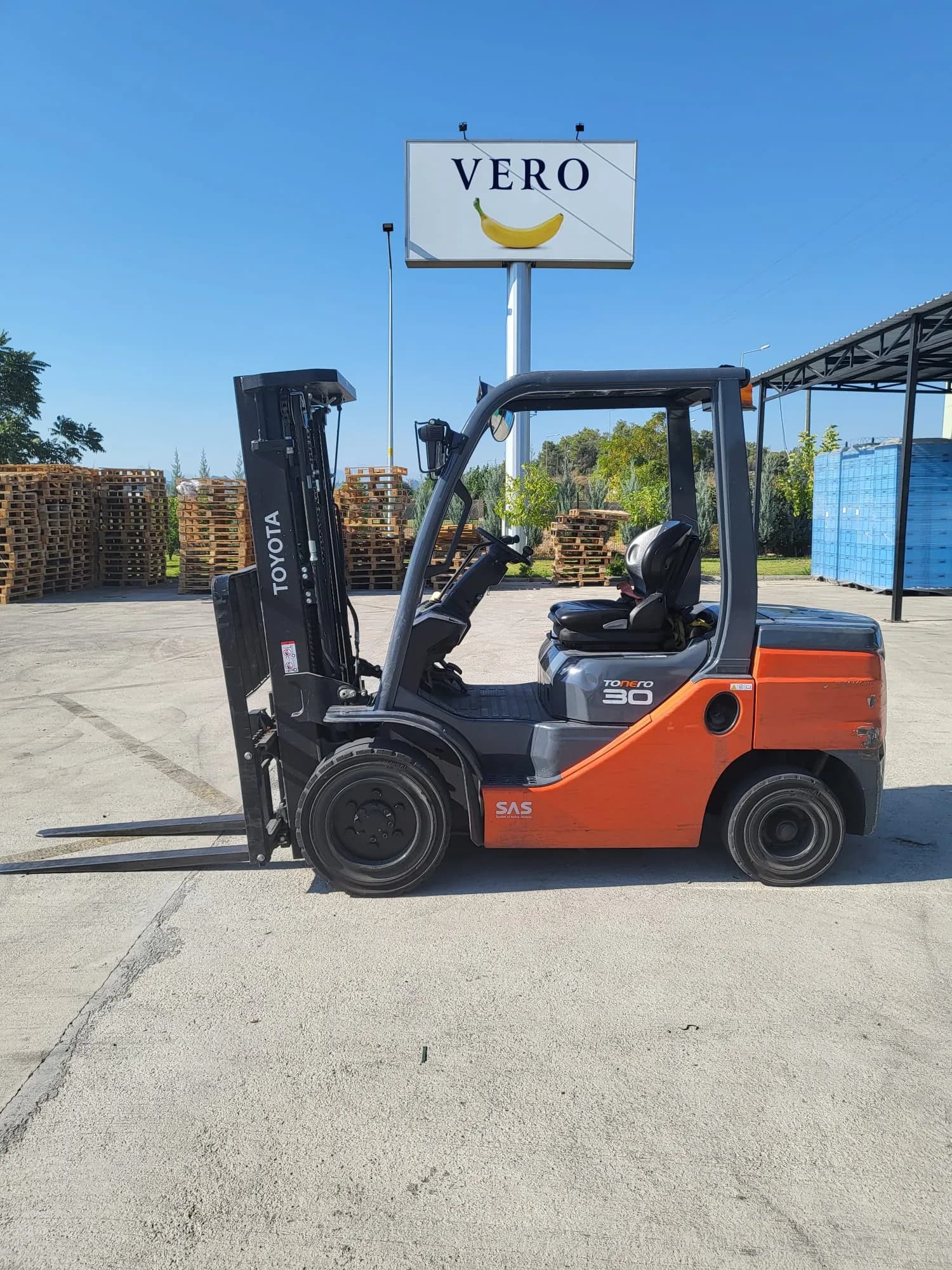 Toyota Tonero 30 diesel forklift