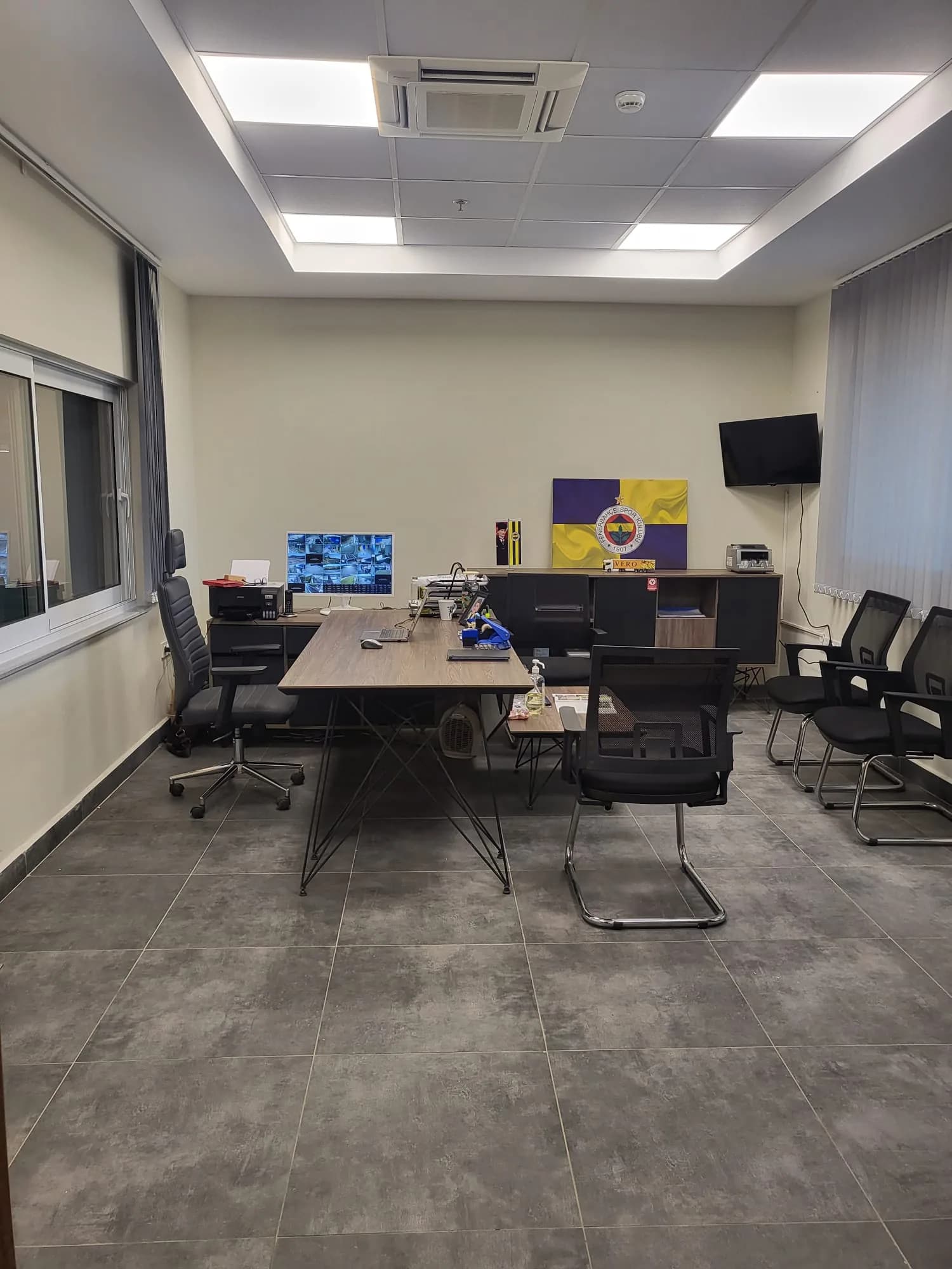Administrative office workspace